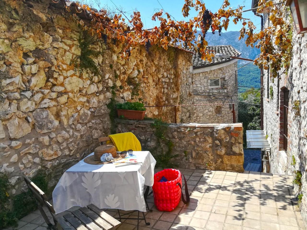 B&B Milleunapietra Romantic Guest House Ausonia Exterior foto