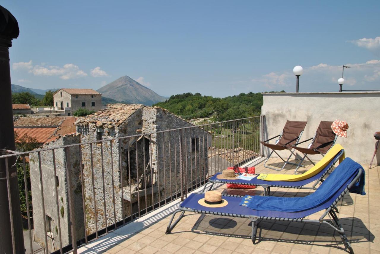 B&B Milleunapietra Romantic Guest House Ausonia Exterior foto